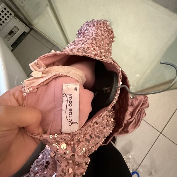 Gamze Özkul Pink Evening Dress - Picture 4 of 4